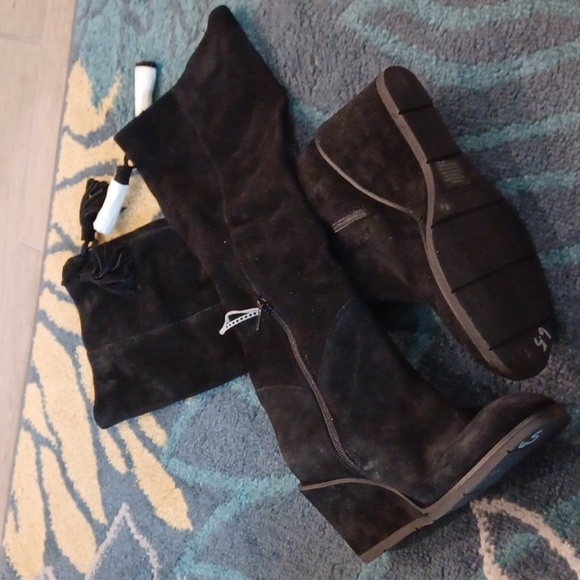 NEW Antonio Melani's Maesyn Black Oiled Tall Leather Boots SZ 6.5 - Picture 5 of 10